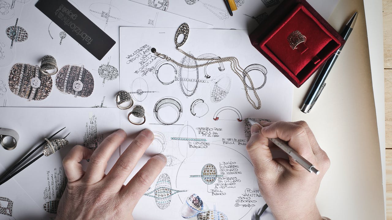 How to get into Jewelry Design: A Comprehensive Guide